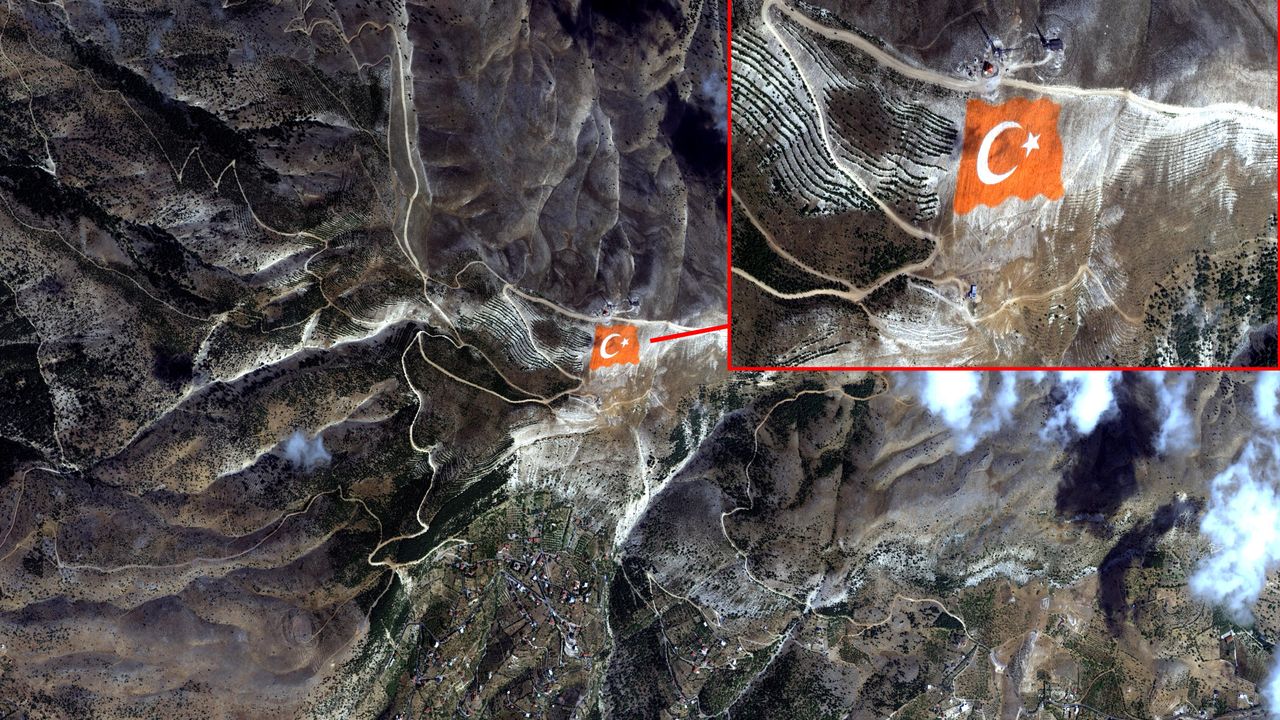 Milli Savunma Bakanlığı, Onikişubat Belediyesi’nin dünyanın en büyük Türk Bayrağı’nı uzaydan görüntüledi