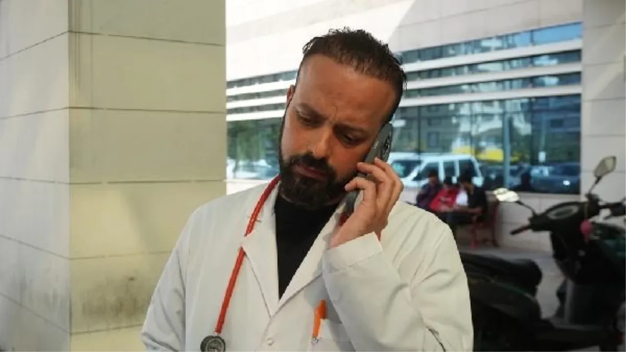 Siirt'te görevli Gazzeli doktor: Şehitlerin listelerinde ailemi takip etmeye çalışıyorum
