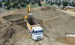 Nurhak’ta Yollar Büyükşehir’le Yenileniyor
