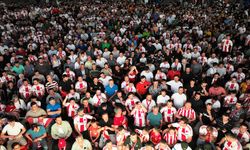 Büyükşehir, İstiklalspor’un Şampiyonluk Yolculuğunu Dev Ekranda Sporseverlerle Buluşturdu