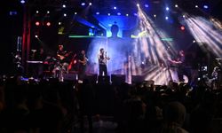 Onikişubat Gençlik Festivali’nin ilk konserinde Oğuzhan Koç sahne aldı