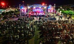 Onikişubat Gençlik Festivali’nde Yücel Arzen ve genç yeteneklerden unutulmaz performans