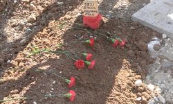 Gaziantep'te trafik kazasında ölen anne ve 2 çocuğu Kahramanmaraş'ta defnedildi