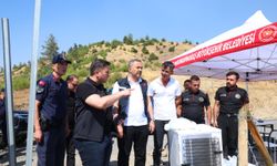 Başkan Toptaş ve Kaymakam Çiğdem, yangın bölgesinde vatandaşları ziyaret etti