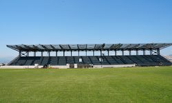 Şehrin 4 Bin Seyirci Kapasiteli Yeni Futbol Sahasında Sona Gelindi