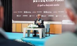 Sadık Yalsızuçanlar, Kahramanmaraş Kitap Fuarı’nda Okurlarıyla Buluştu