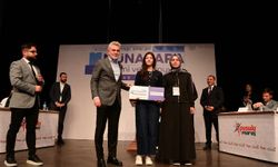 Gençlerin Sözü Geleceğe Işık Tuttu; Münazara Turnuvası Finali Nefes Kesti