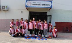 Okullara spor malzemesi dağıtıldı