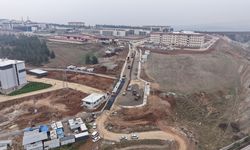 Büyükşehir, Yeni Yurtlar İçin Yol İnşa Ediyor