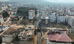 Büyükşehir, Altyapısı Tamamlanan Pazarcık Atatürk Caddesi’ni Asfaltlıyor