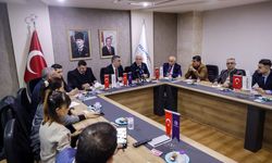 Turizm şirketinin yetkilileri sektör temsilcileriyle buluştu