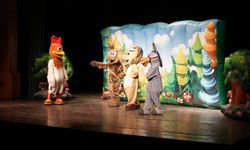 Çocuklar Yarıyıl Tatilinin İlk Gününü Büyükşehir’in Tiyatrosuyla Değerlendirdi