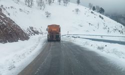 Büyükşehir’den Kesintisiz Kar Mesaisi