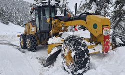 Kırsalda Kar Seferberliği; Büyükşehir Ekipleri 7/24 Sahada