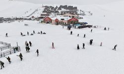 Akdeniz’in Kayak Merkezi Yedikuyular’a Yoğun İlgi
