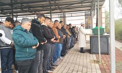 Antalya'daki otobüs kazasında hayatını kaybeden 12 yaşındaki Seymen Çınar Sarı'nın cenazesi defnedildi