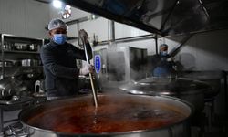 Saçaklızade Vakfı günlük 3 bin aileye iftar yemeği ulaştırıyor