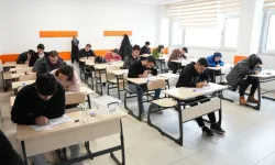 Büyükşehir’den Başarıya Giden Yolda Öğrencilere KPSS Provası