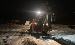 Büyükşehir, Göksun Kırsalında Kar Mesaisini Sürdürüyor