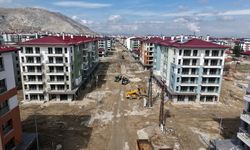 Büyükşehir, Elbistan Hacı Esat Efendi Caddesi’ni 30 Milyonluk Yatırımla Yeniliyor