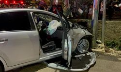 İki otomobilin çarpışması sonucu 4 kişi yaralandı