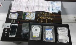 Kendilerini polis olarak tanıtıp dolandırıcılık yapan 7 zanlı tutuklandı