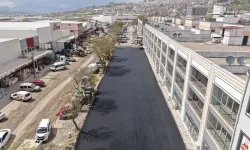 Büyükşehir, Toptancılar Sitesinde Asfalt Çalışmasını Sürdürüyor