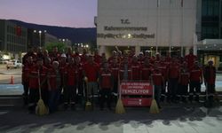 Büyükşehir, Bayram Öncesi Sahada Temizlik Uygulamalarını Kesintisiz Sürdürüyor