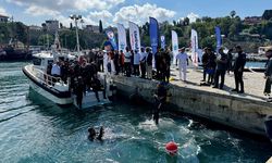 Dünya Çevre Günü kapsamında deniz dibi temizliği yapıldı
