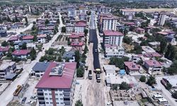 Büyükşehir, Elbistan Darende Caddesi’nde Dönüşüm Başlattı