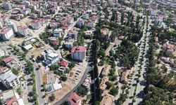 Büyükşehir, Mükremin Halil Caddesi’nde İlk Etabı Tamamladı