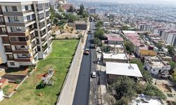 Büyükşehir, Kâtip Çelebi Caddesi’nde Asfalt Mesaisini Sürdürüyor
