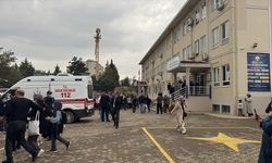 Kahramanmaraş'ta inşaat alanından yayılan kötü kokudan etkilenen 20 öğrenci hastaneye kaldırıldı