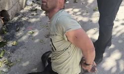 Adana'da önüne atladığı aracı çalarak kaçan şüpheli yakalandı