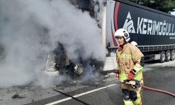 Hatay'da tırda çıkan yangın söndürüldü