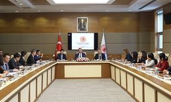 İçişleri Komisyonu Başkanı Güvenç'in Vietnam Komünist Partisi Heyeti Kabulü...