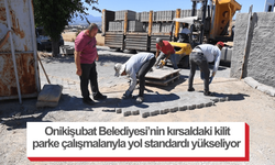 Onikişubat Belediyesi’nin kırsaldaki kilit parke çalışmalarıyla yol standardı yükseliyor   