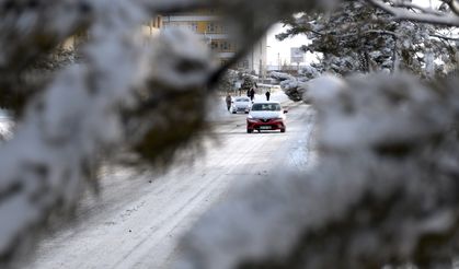 Kars'ta kar yağışı etkili oldu