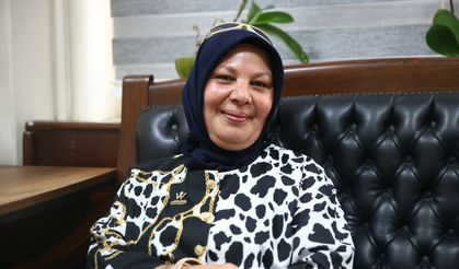 Kızının ısrarıyla hastaneye giden kadın meme kanserini yendi