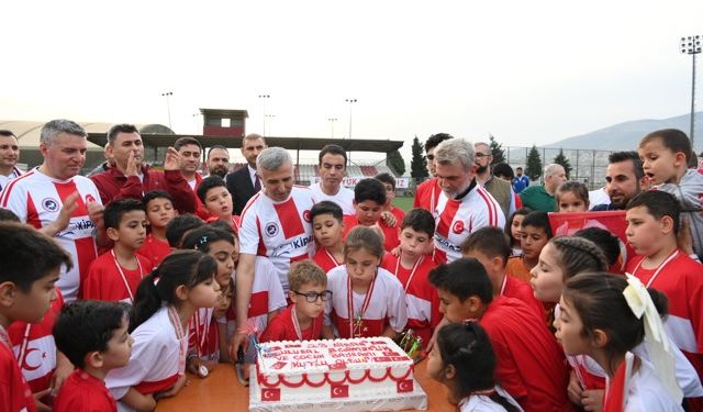 “Kahramanların Çocukları Sahada Destan Yazdı”