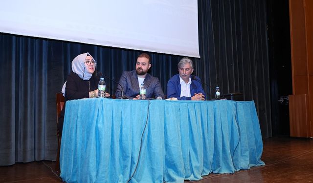 Onikişubat Okuyor söyleşisi ile edebiyat rüzgarı esti