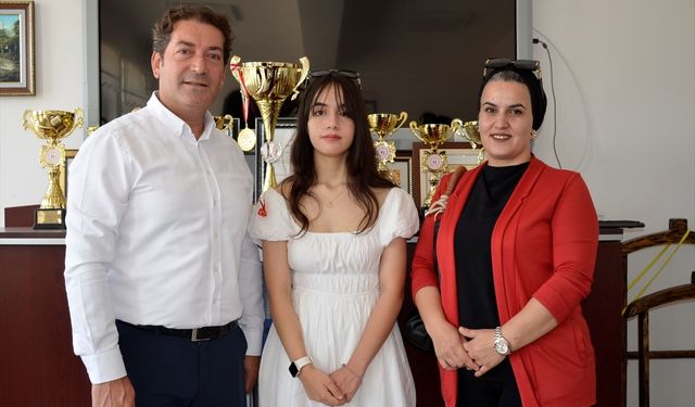 LGS'den tam puan alan Kahramanmaraşlı öğrenciler başarılarının sırrını anlattı
