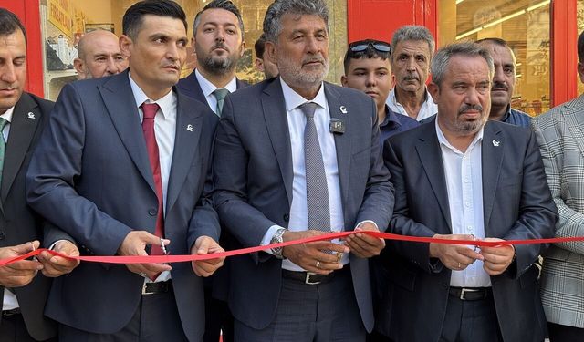 Milli Yol Partisi Genel Başkanı Çayır, partisinin Kahramanmaraş Teşkilatı binasının açılışını yaptı