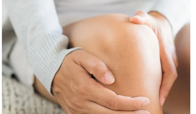 Menisküs yırtıkları hakkında uzmanından önemli bilgiler... Dizde ağrı ve şişliğe dikkat