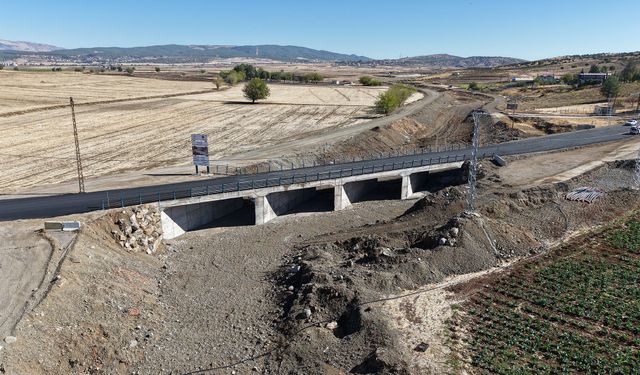 Büyükşehir, Yeniyurt’a Yeni Köprü İnşa Etti