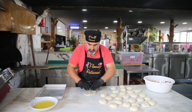 Kaytaz böreğinin AB'den tescil alması ustalarının yüzünü güldürdü