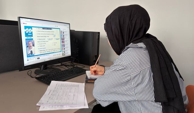 Büyükşehir’in Gençlik Merkezinde Hem Ders Çalışma Hem Sosyalleşme İmkânı