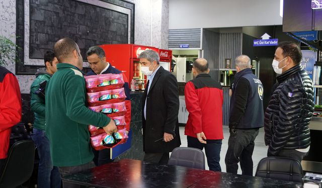 Büyükşehir Zabıtasından Uzun Çarşı’da Kapsamlı Denetim