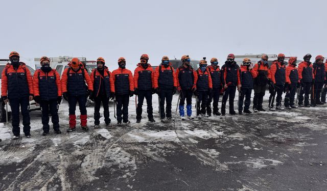 Kahramanmaraş'ta 10 ilden AFAD ekiplerinin katılımıyla çığ tatbikatı yapıldı