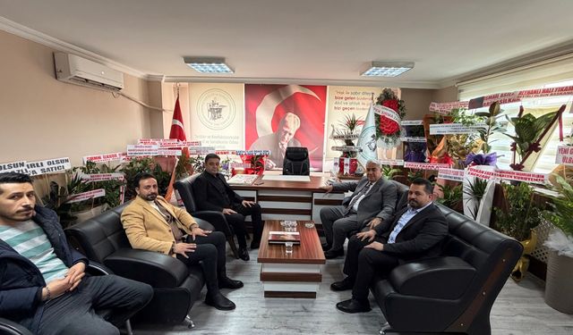 KMESOB Başkanı Kuybu’dan Başkan Çiçek’e Hayırlı Olsun Ziyareti